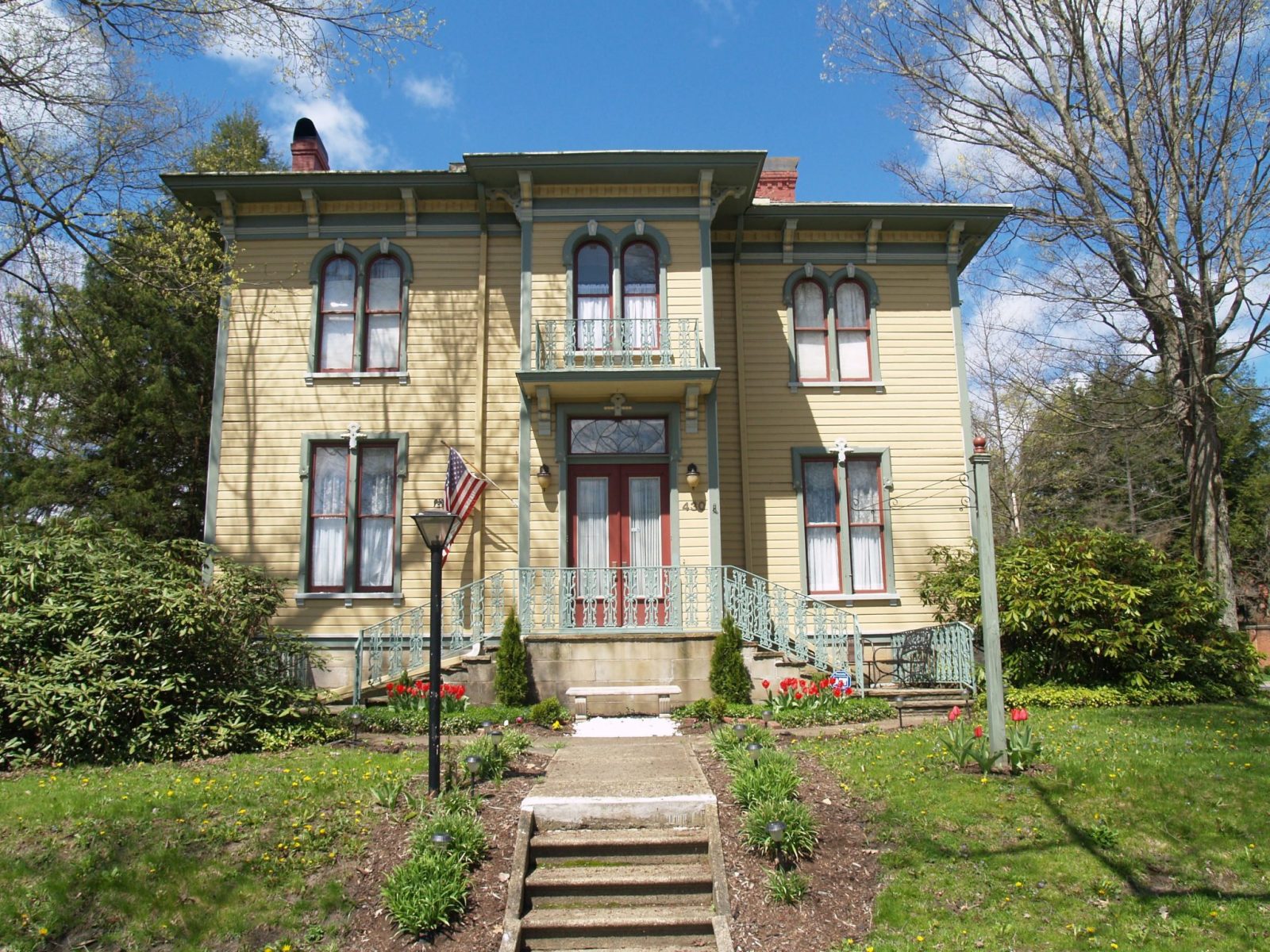 Picture of McMullen House Bed & Breakfast LLC